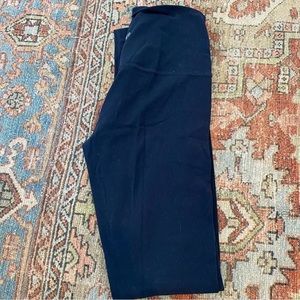 navy lululemon aligns 25”